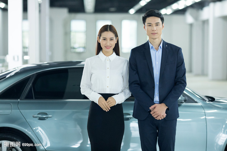 汽車(chē)銷(xiāo)售服務(wù)人員的專(zhuān)業(yè)形象 塑造信任，驅(qū)動(dòng)銷(xiāo)售